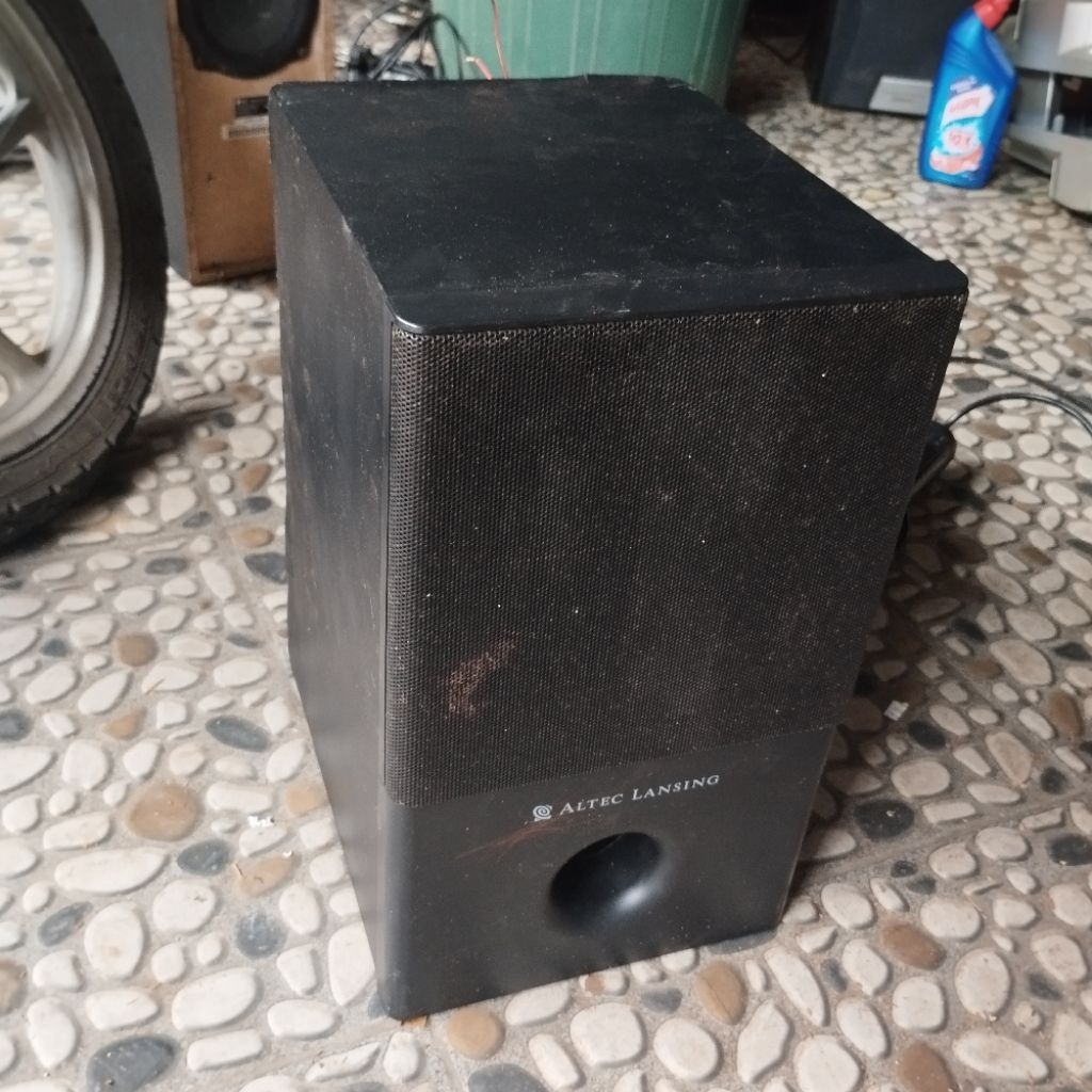 subwoofer dan mesin travo altec lansing vs4121 normal