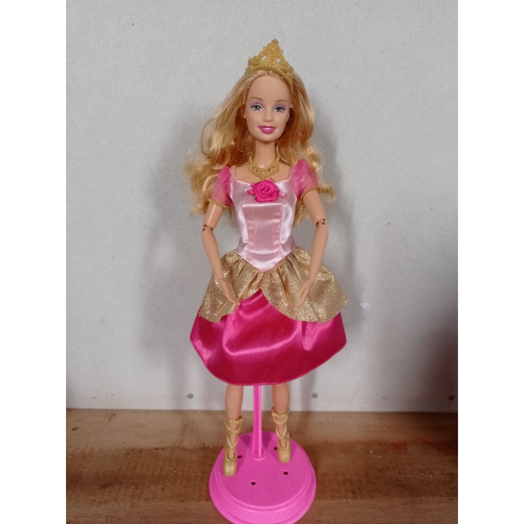 barbie movie Genevieve 12 dancing princess