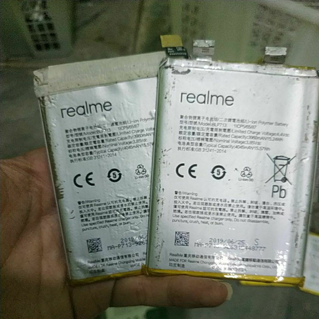 BATERAI BEKAS REALME 3 PRO BLP713 MINUS FLEKSIBEL