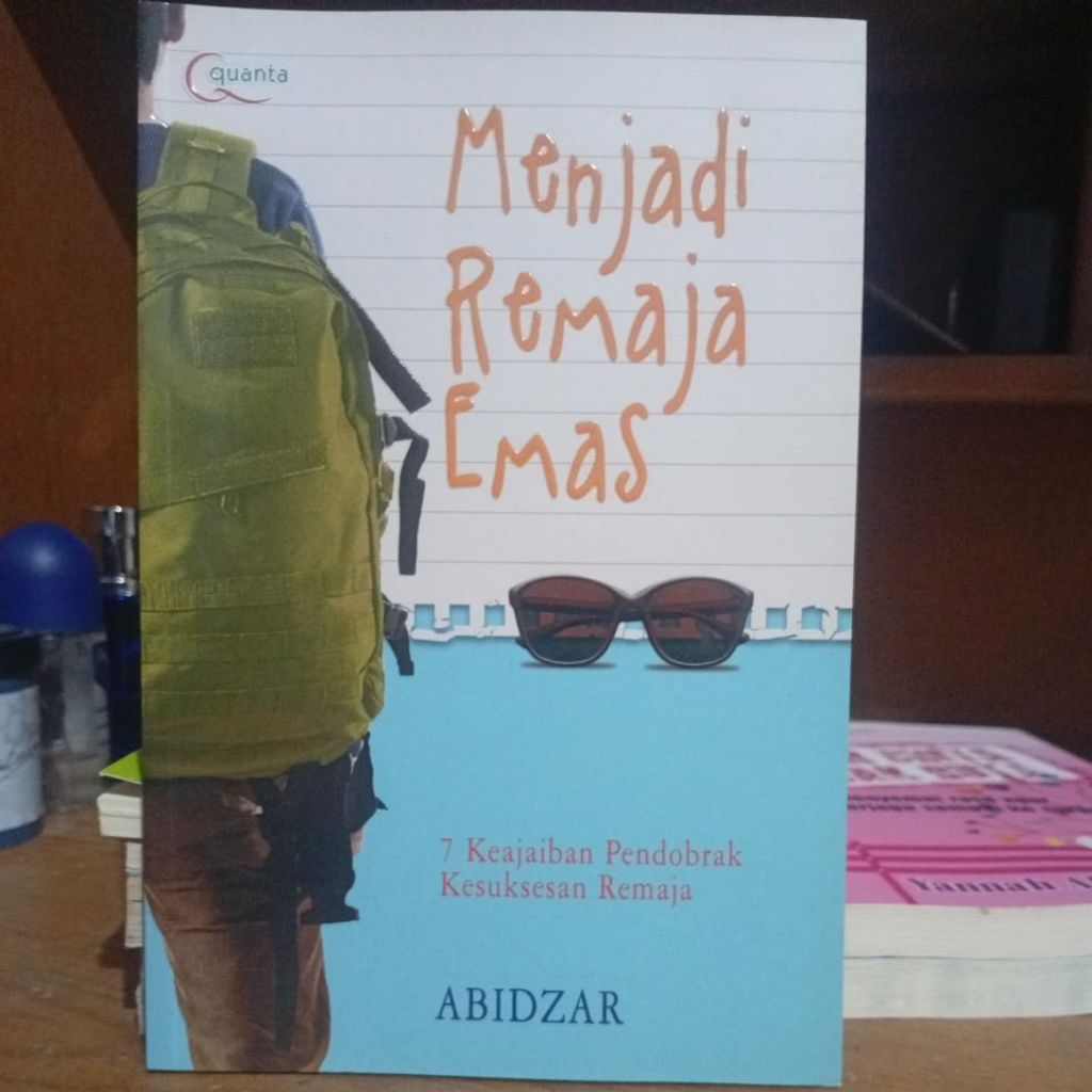 (Preloved) Menjadi remaja emas