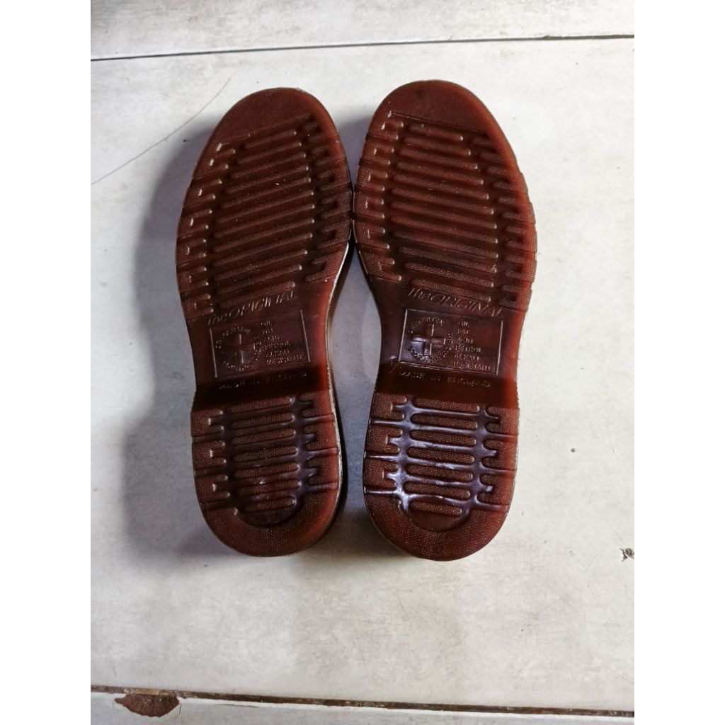Qutsol sol sepatu dr Martin pantofel bahan karet asli