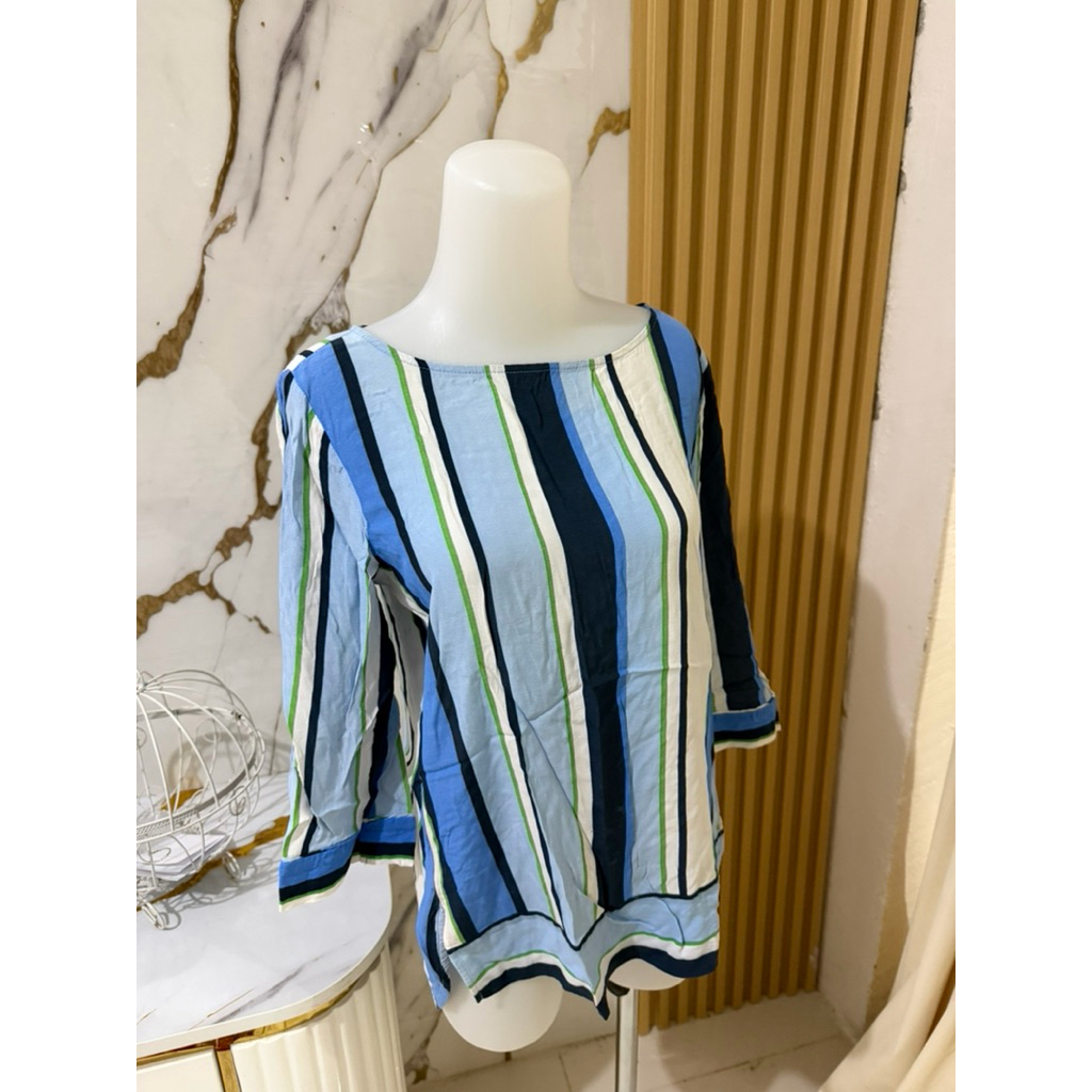 baju atasan wanita garis biru
