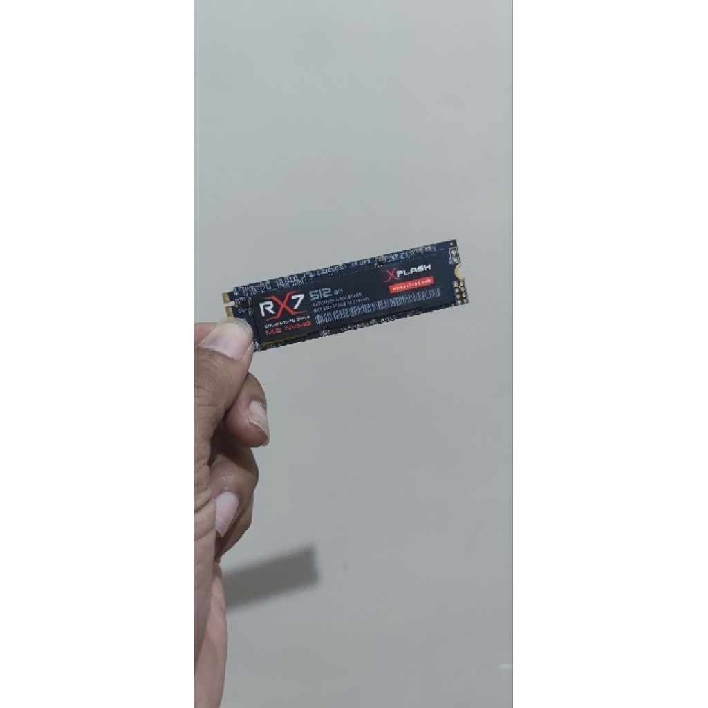 SSD Nvme Rx7 512gb M.2 2280 gen 3 x4 bekas/seken