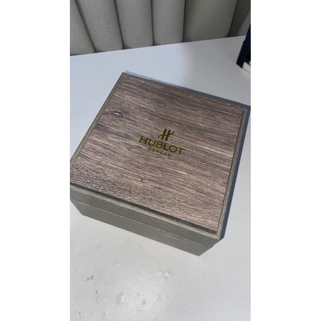 Box jam tangan mewah/box jam tangan cowo/box jam tangan hublot original