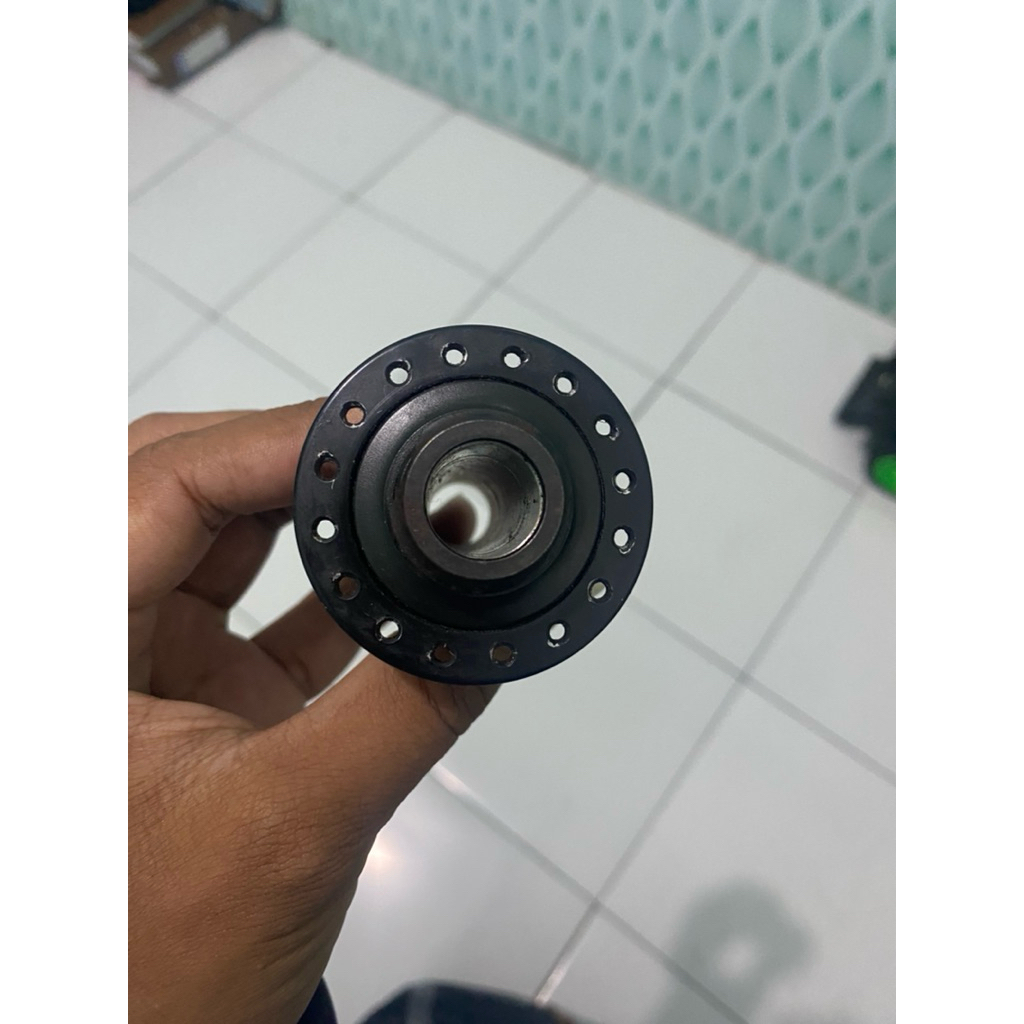 hub shimano MT400