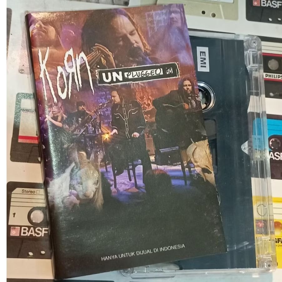 kaset pita korn unplugged live