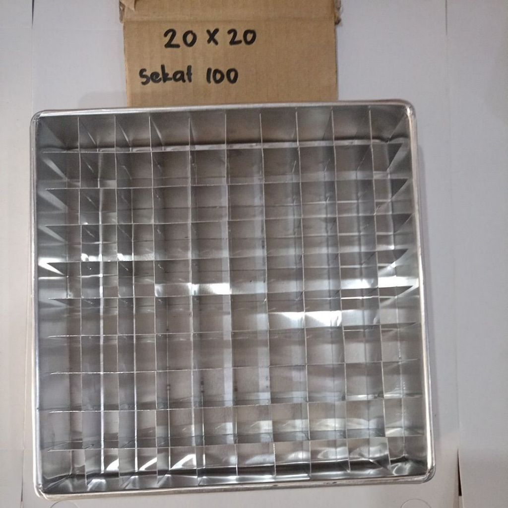 Loyang brownies/Loyang nastar sekat 10x10  UK 20,22 dan 25