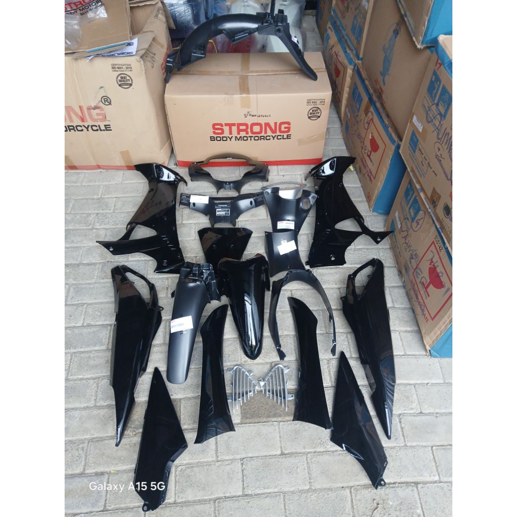 BODY SET HONDA SUPRA X 125 OLD/SUPRA X LAMA HITAM BY STRONG PRODUK