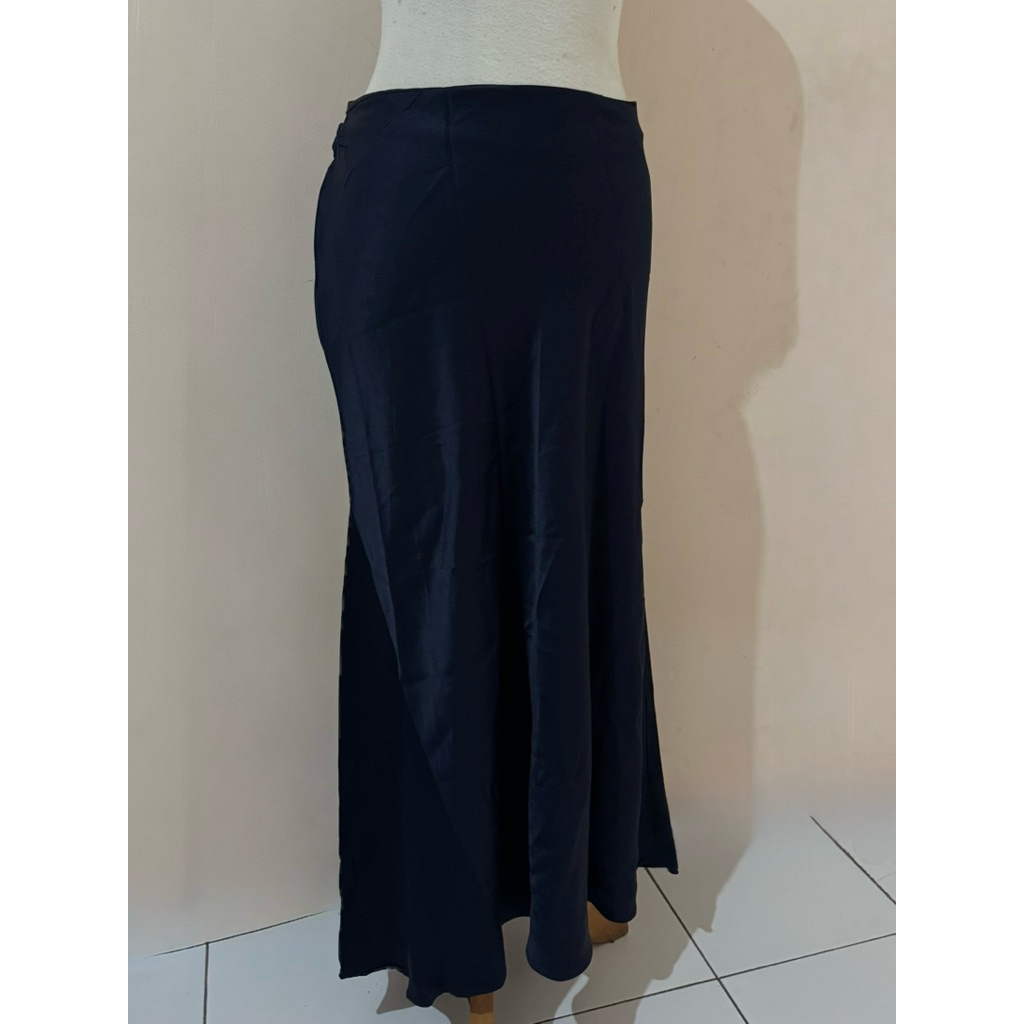 PRELOVED ZARA SATIN SILK ROK BAWAHAN SKIRT ORI