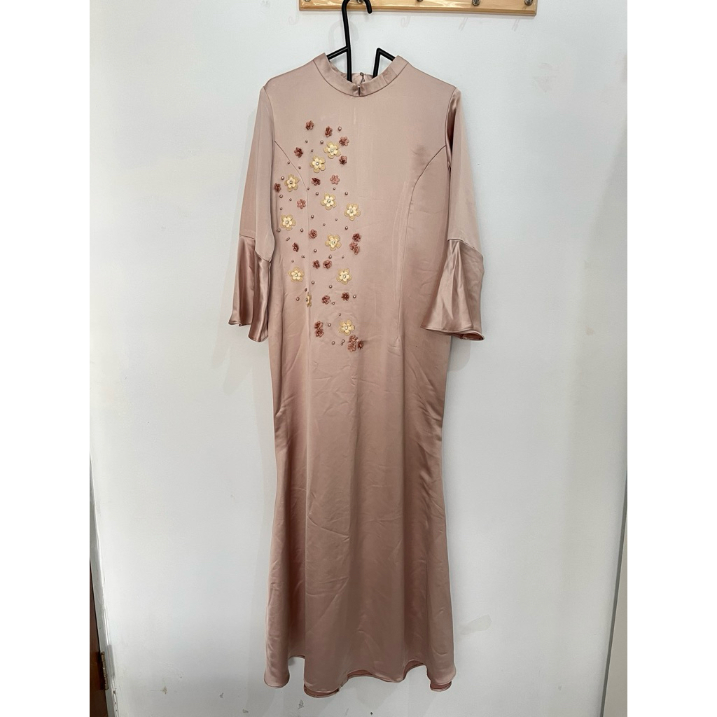Dress Satin Mocca Duyung