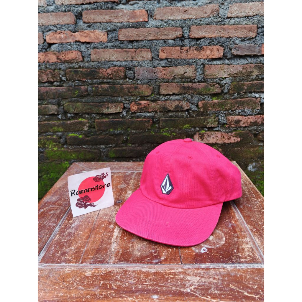 topi volcom
