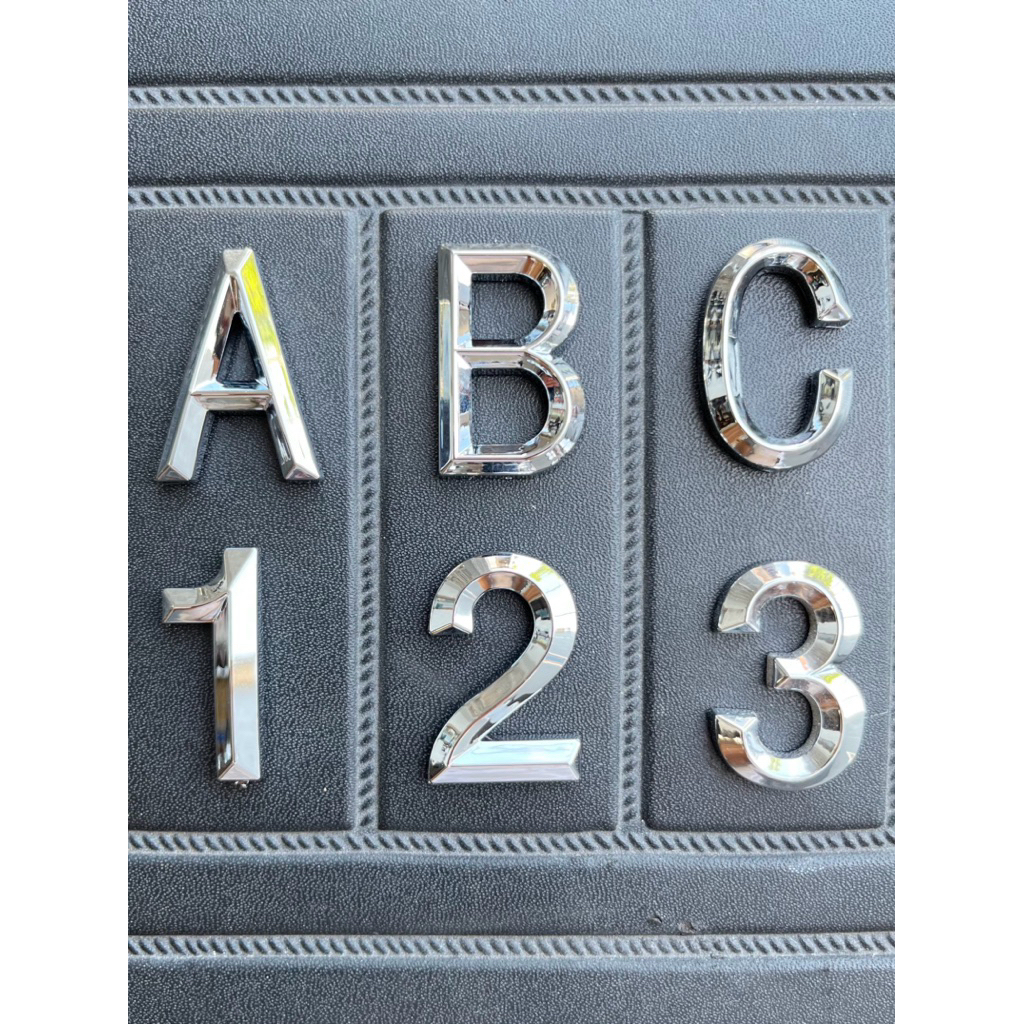 HURUF & ANGKA TIMBUL MOTOR