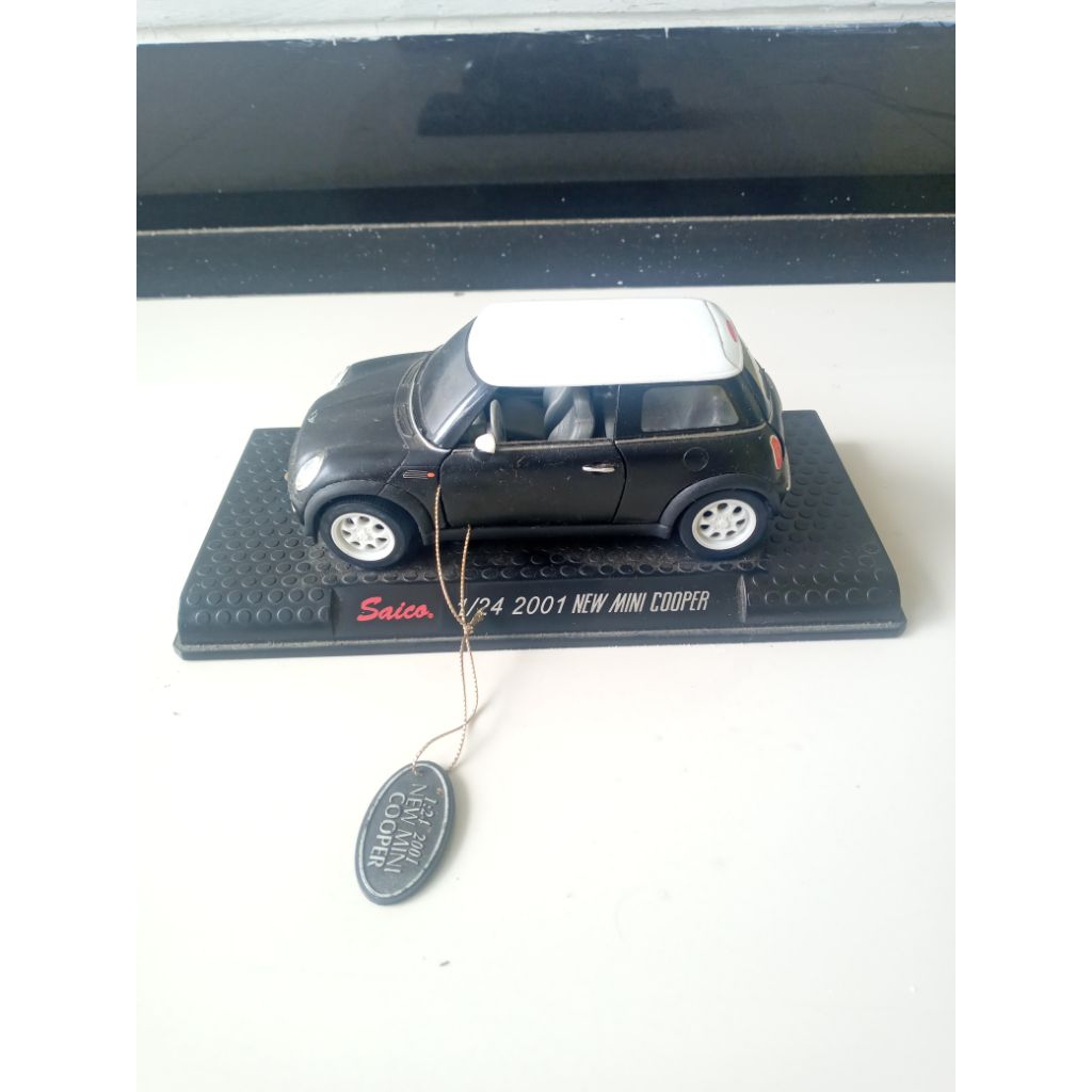 Saico 2001 New Mini Cooper skala 1:24