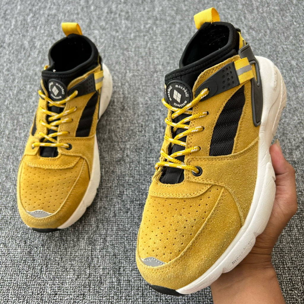 Sepatu MONT BELL Yellow Size 40.5 Panjang Insole 25.5 cm