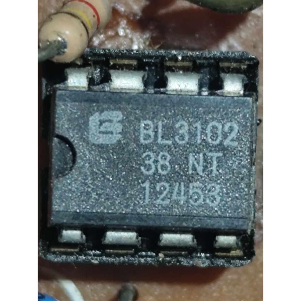 IC BL3102 BEKAS