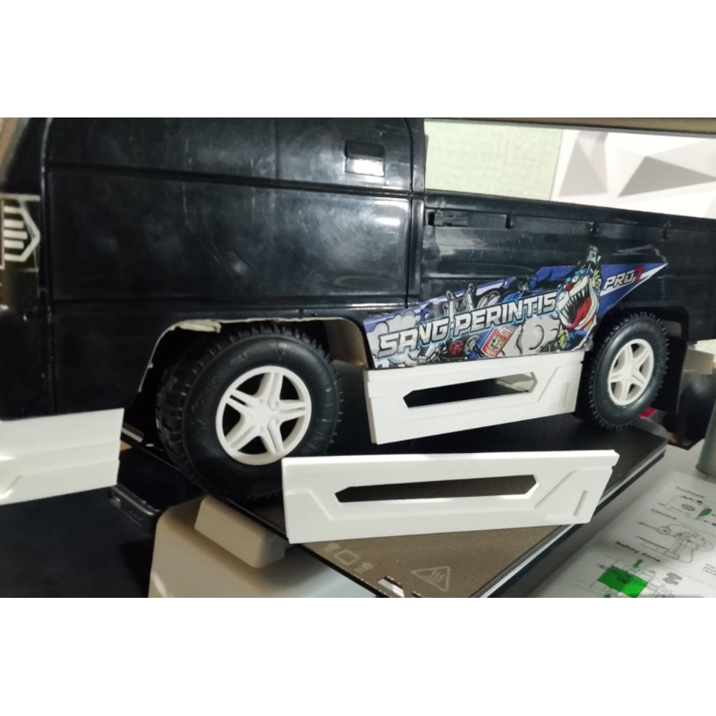 MINIATUR pengaman samping mobil L300