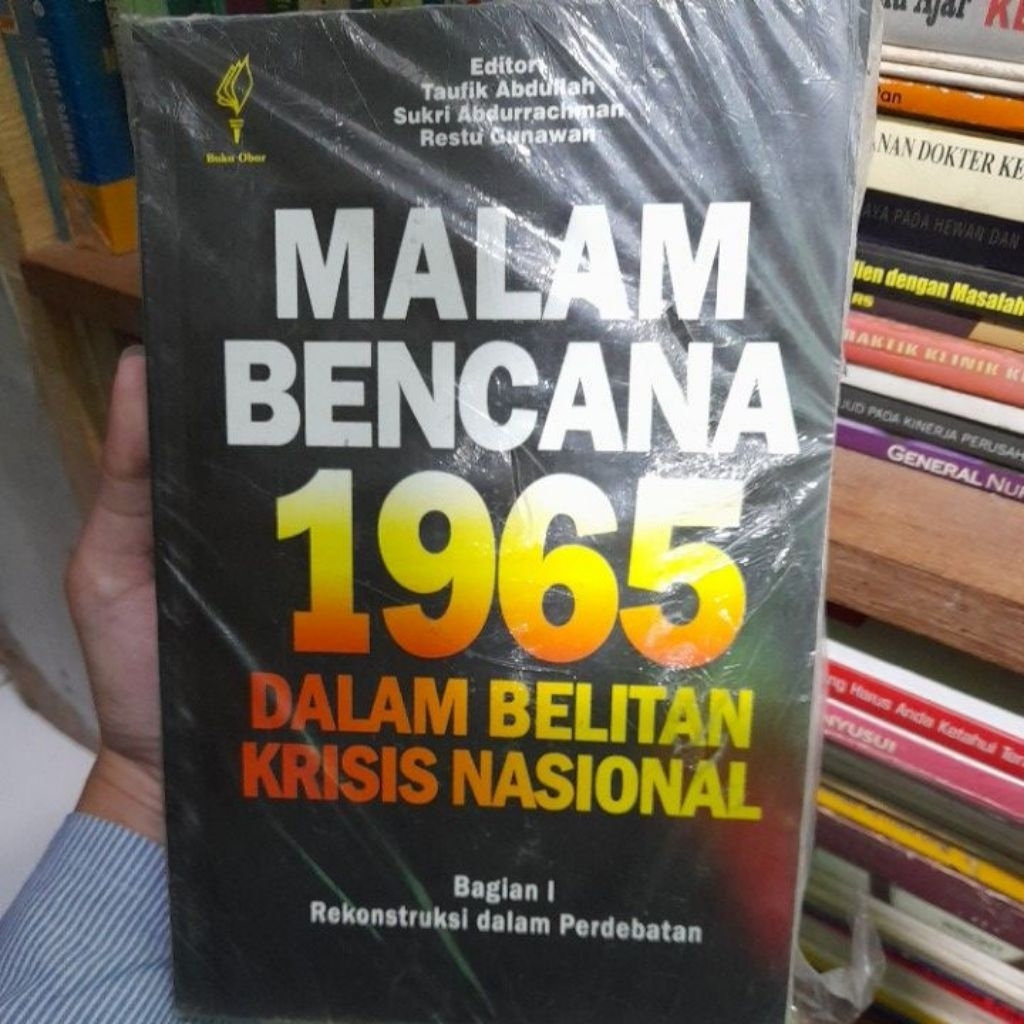ORIGINAL MALAM BENCANA 1965 DALAM BELITAN KRISIS NASIONAL