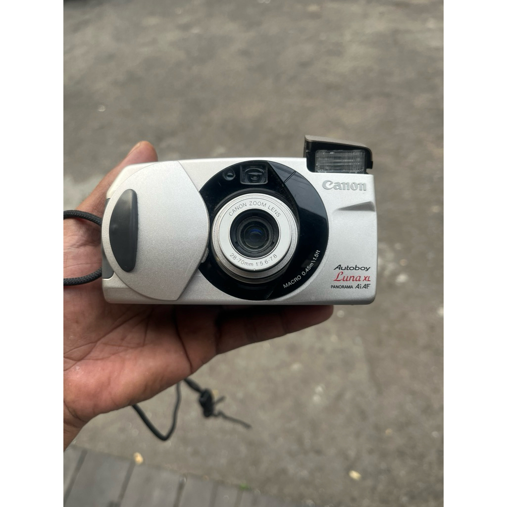 Kamera Analog Canon Autoboy Luna XL