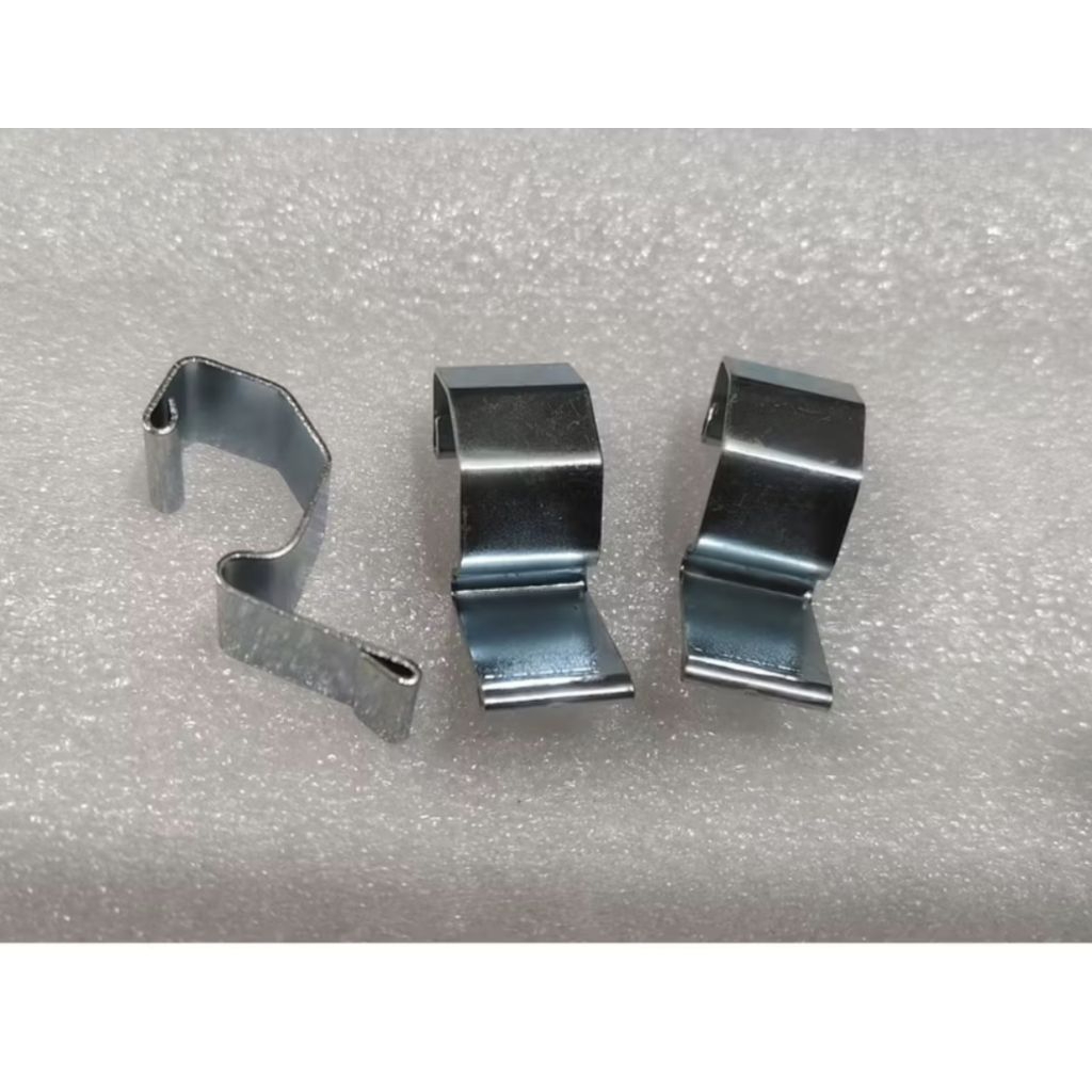 kancingan klem filter udara isuzu traga