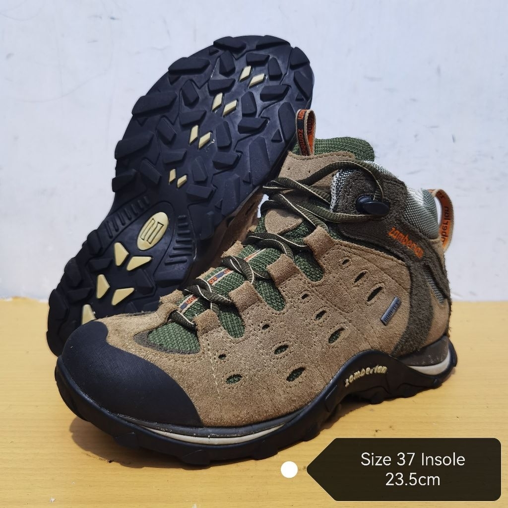 Sepatu Hiking ZAMBERLAN MID GTX 37