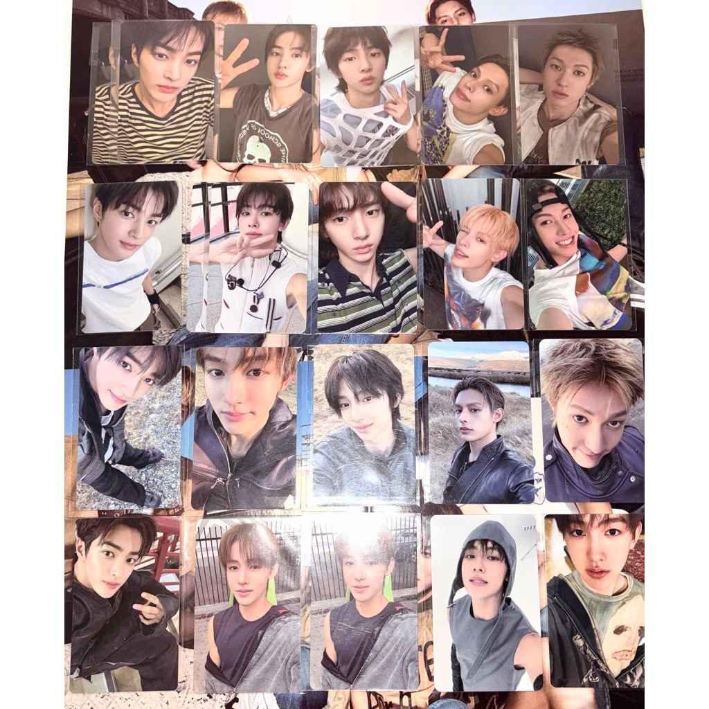 (READY) PC CORTIS OFFICIAL SEALED