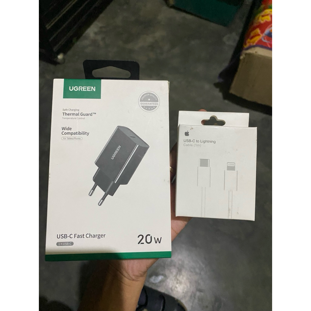 adaptor ugreen 20w + kabel data iphone
