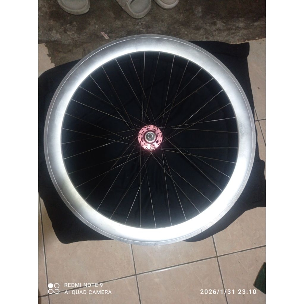 wheelset depan 700c . hub VUELTA bearing