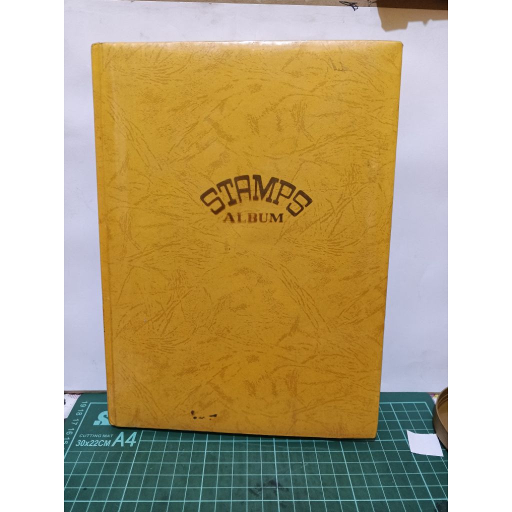 album perangko/stamp 435 lembar