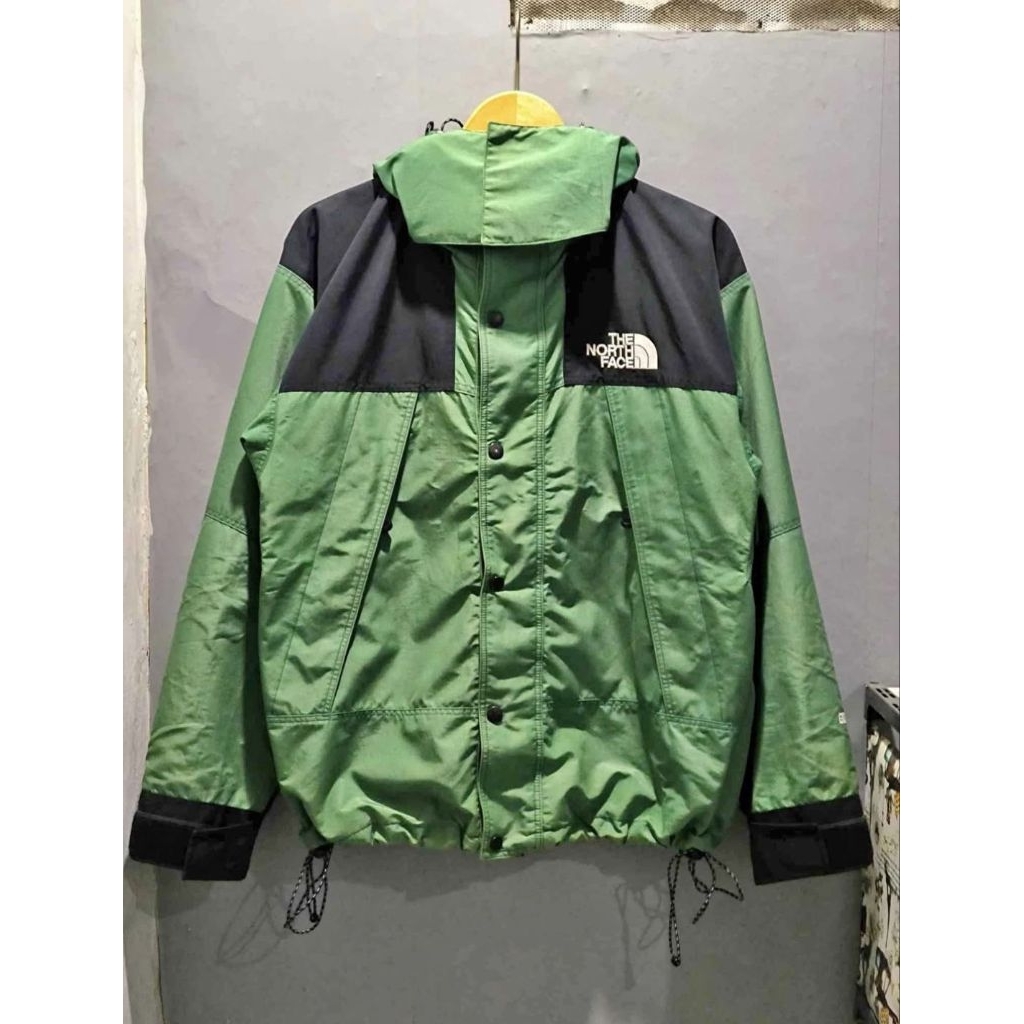 tnf goretex 90s