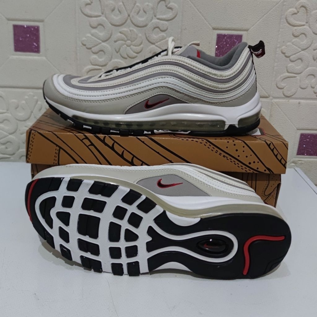 NIKE AIR MAX 97 ORIGINAL (Second seperti baru)