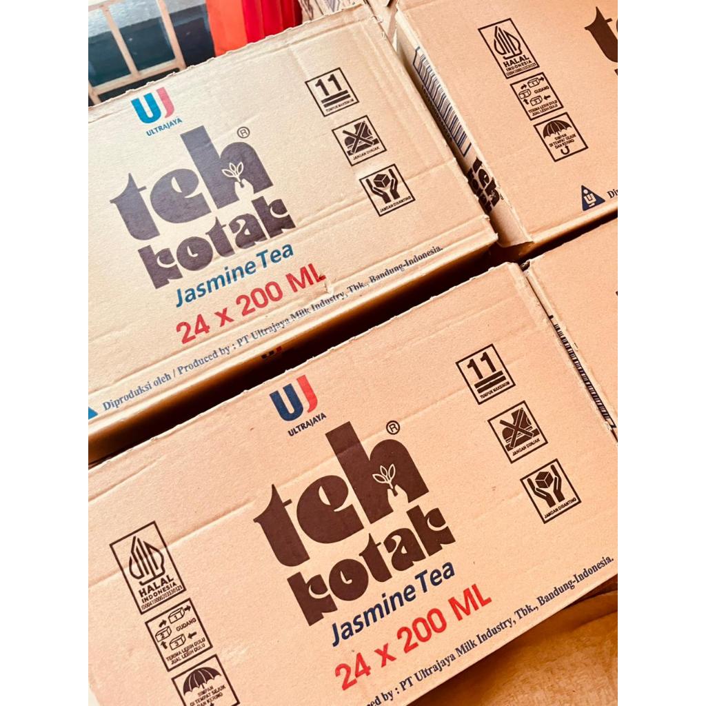 Teh Kotak Mini 200ml (1dus isi 24 pcs) / Teh Kotak Mini 200ml 1 dus - Ultra Teh Kotak Mini 200ml 1 d