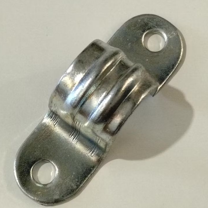 Klem Pipa Galvanis 20mm – Penjepit Pipa Listrik & Plumbing