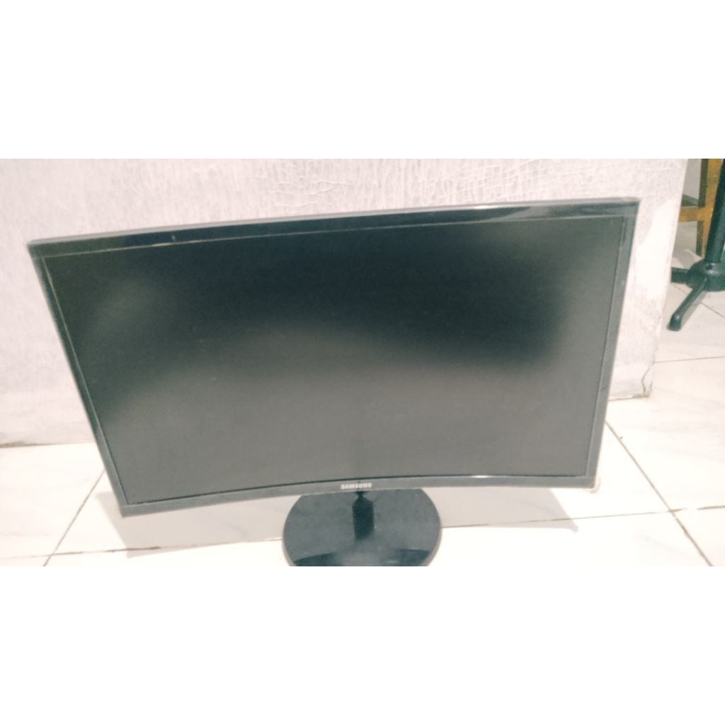 Monitor Samsung 24 inc cruve