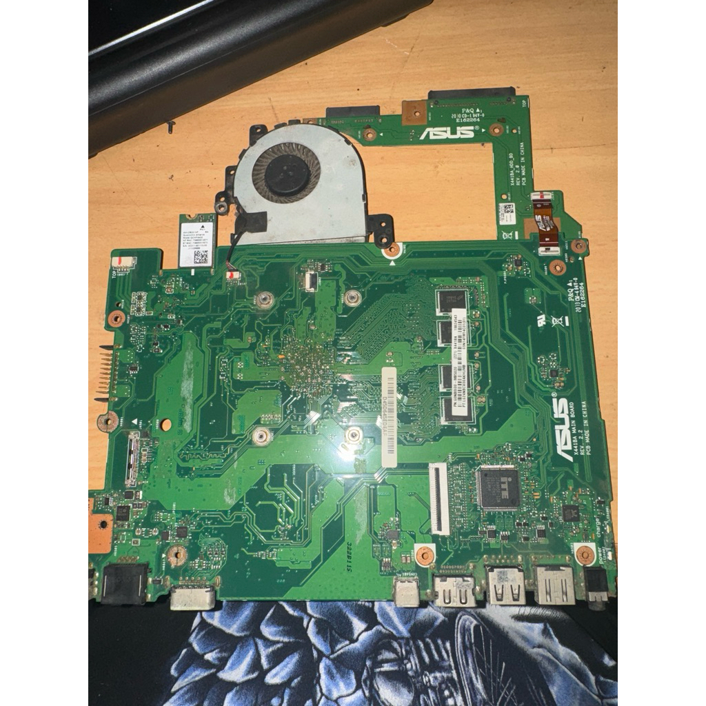mainbord Asus X441B Amd A9-9425 mainbord normal