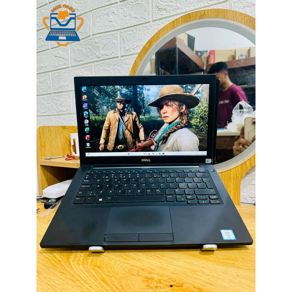 Dell 7280. core i5 gen 7. ram 8/256gb ssd. normal. mulus