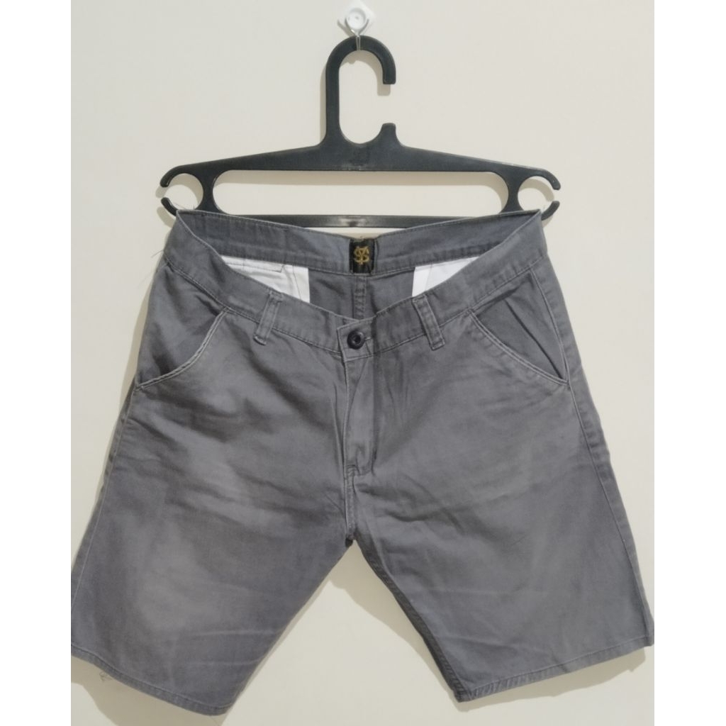 celana pendek pria preloved