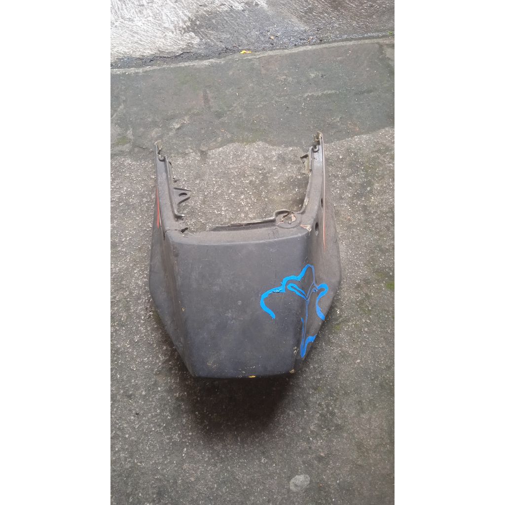 COVER BODY BELAKANG YAMAHA RXZ ORIGINAL