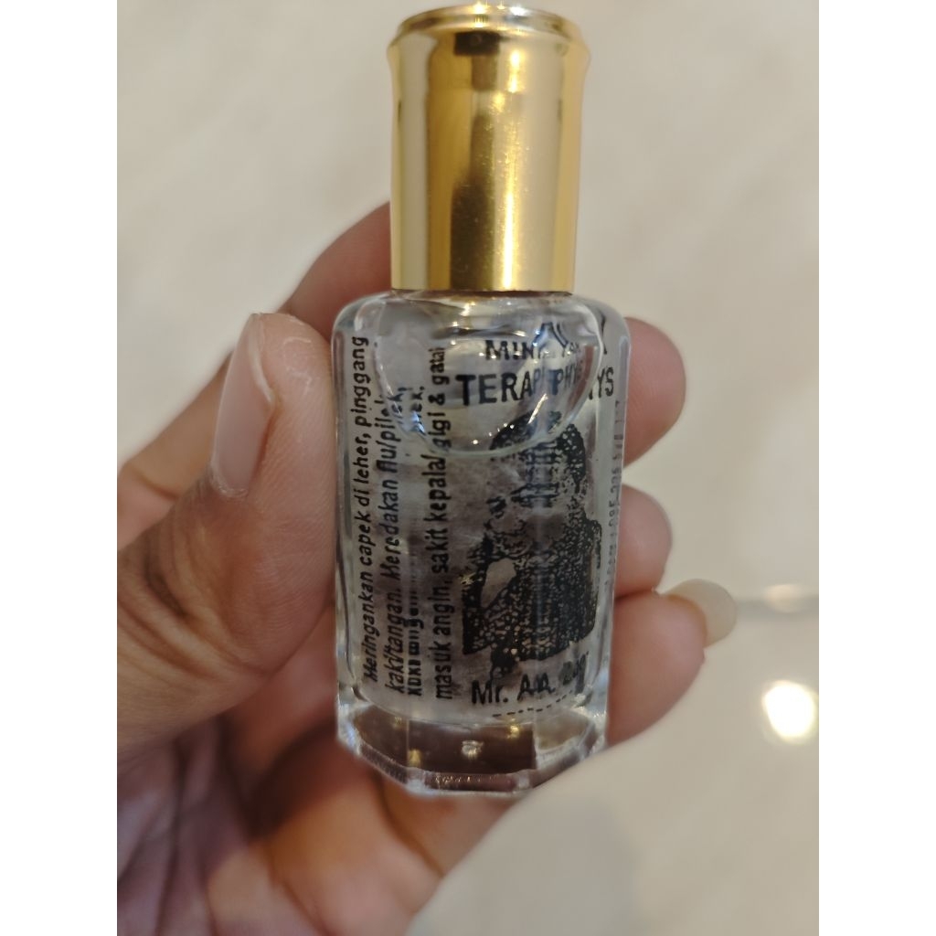 minyak oles terapis untuk pegal-pegal panas dalam nyeri sedi masauk angin