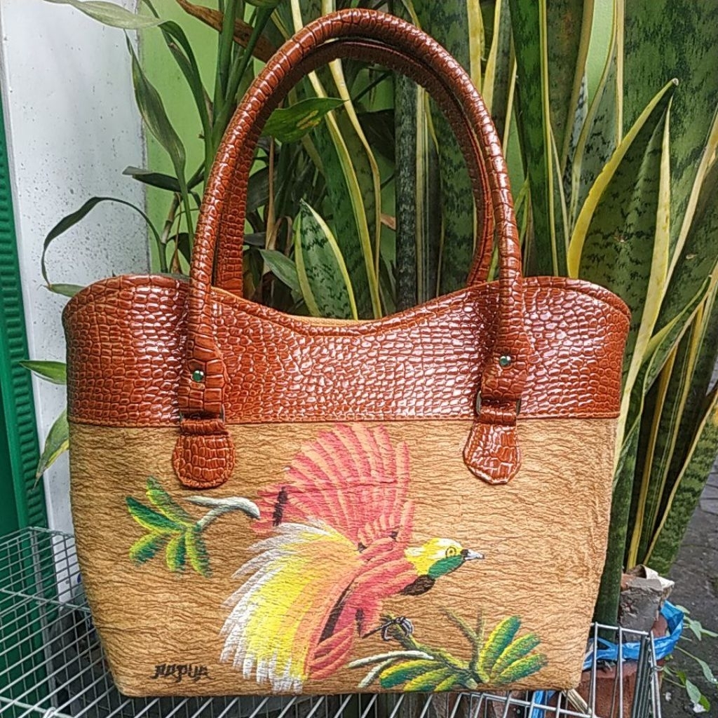 tas kulit kayu papua, tas papua