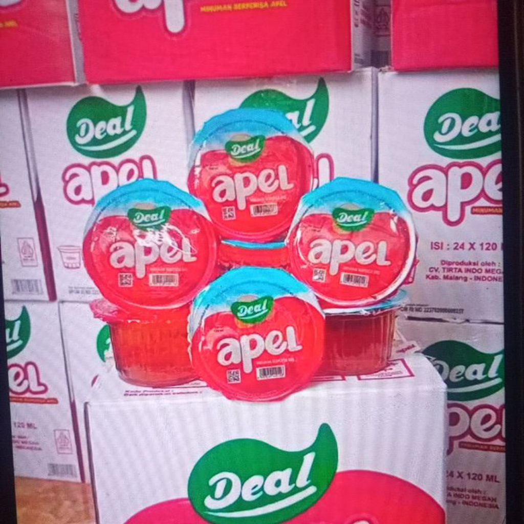 Minuman sari rasa apel