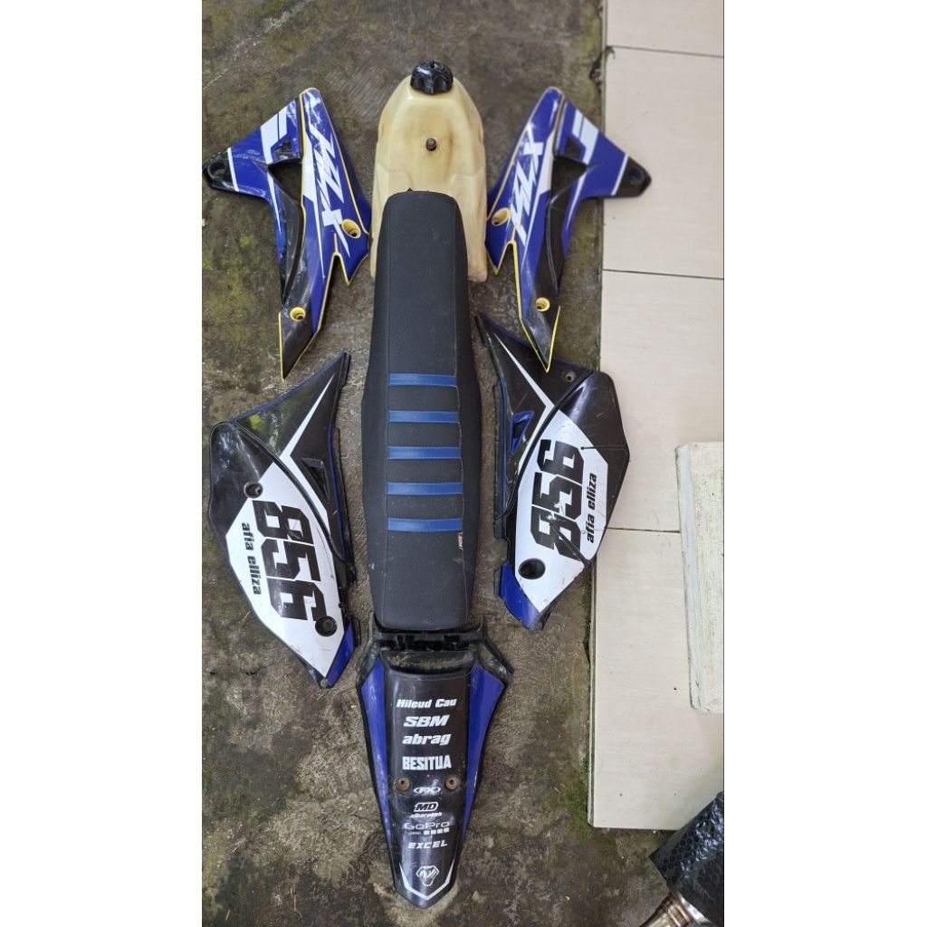 Bodi set Gordon KLX D-Tracker