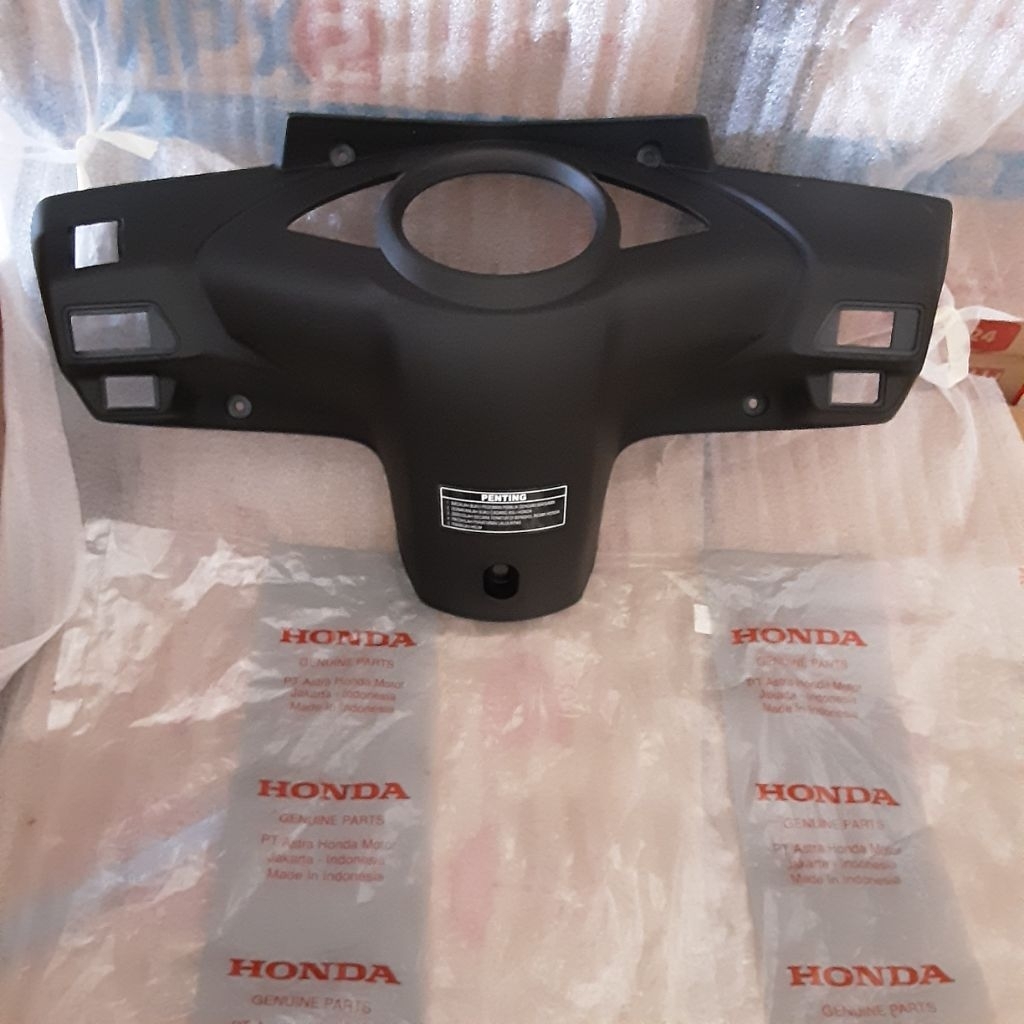 Cover Handle RR/Batok belakang Vario Lama 5320B-KVB-930