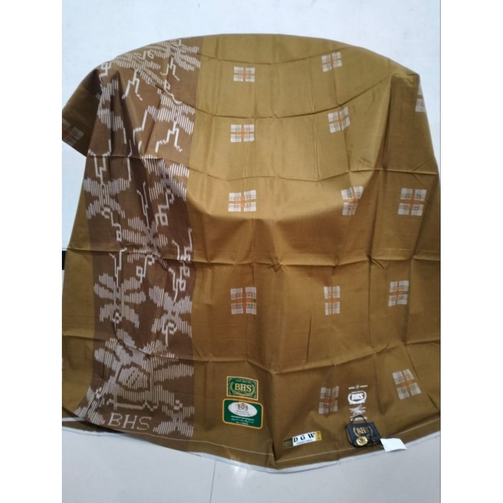 SARUNG BHS DGW GOLD SUTRA SPUNSILK 210 ORIGINAL