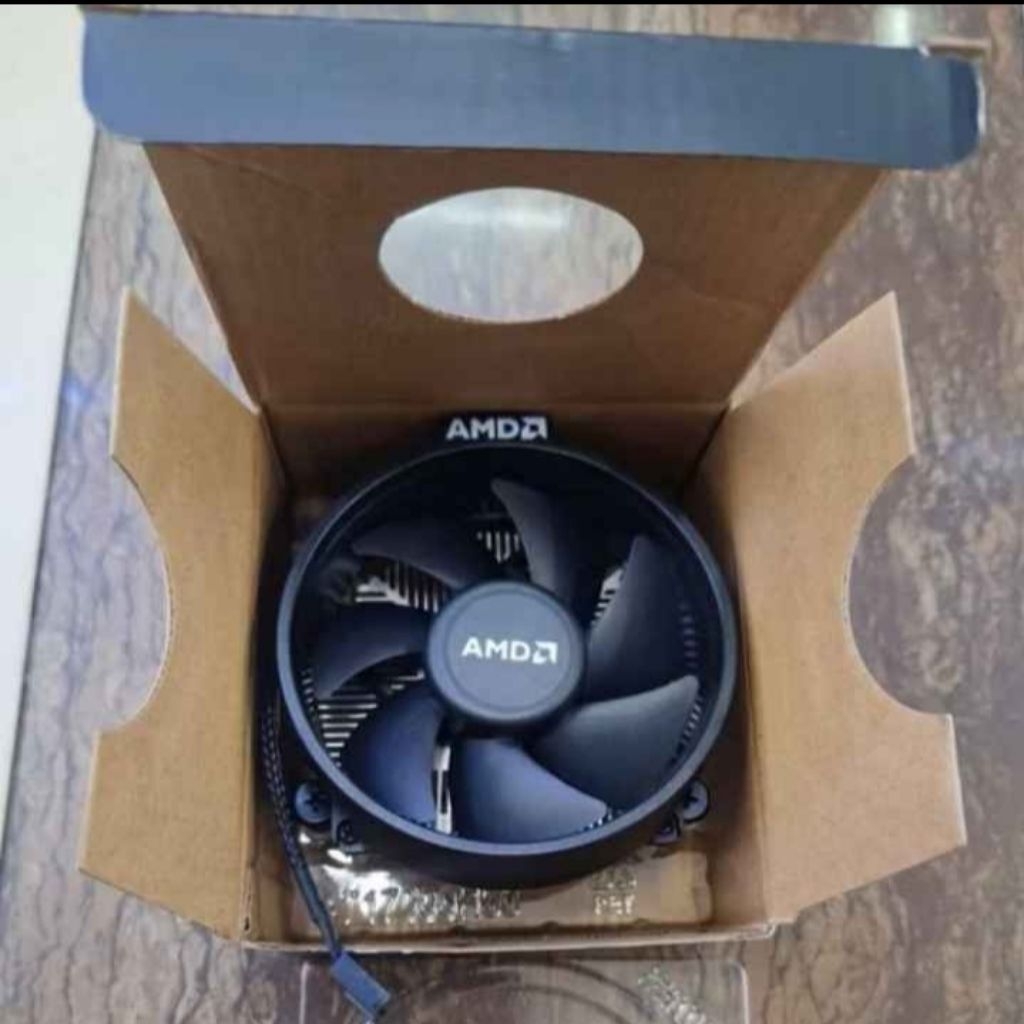 HSF/CPU COOLER AMD Wraith Stealth (Stock AMD)