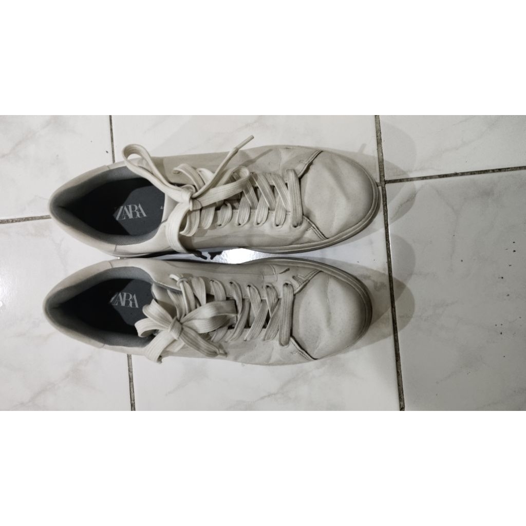 white leather sneakers zara