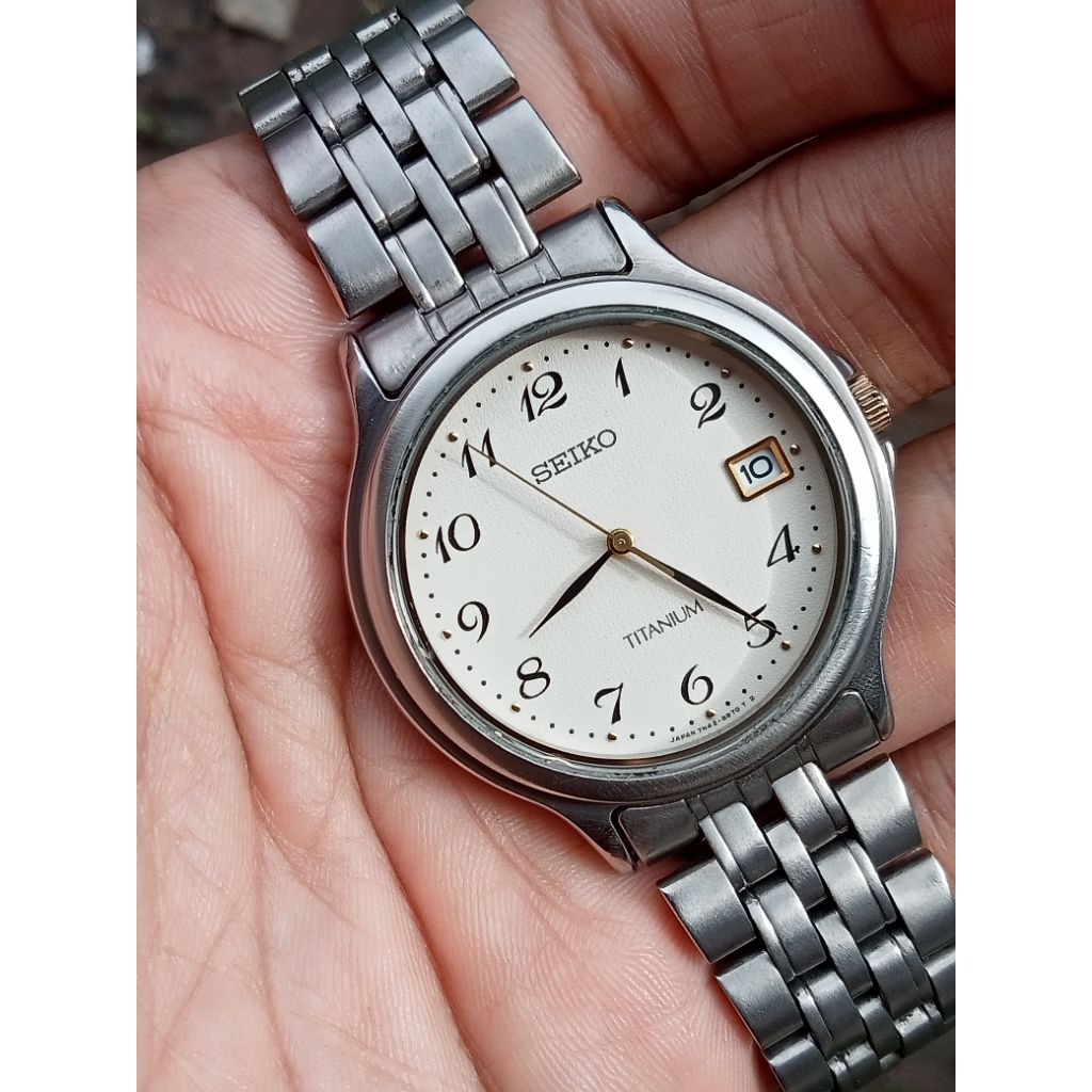 Seiko titanium quartz 7N42-8A60 original