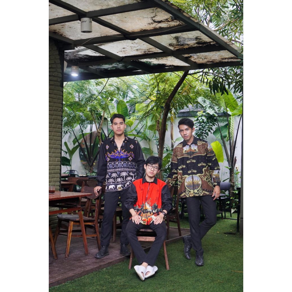 Kemeja Batik Zipper (Resleting) Pria