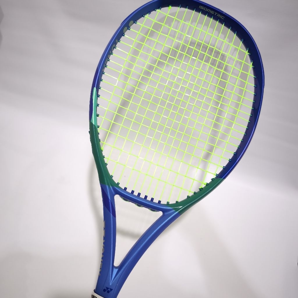 WTS Raket tenis Yonex Ezone 100L blue blast 285gr Japan Second
