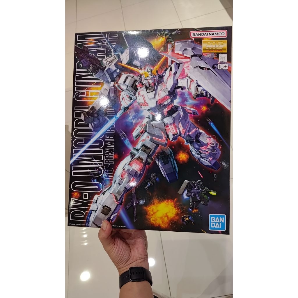 MG RX-0 Unicorn Gundam (OVA)