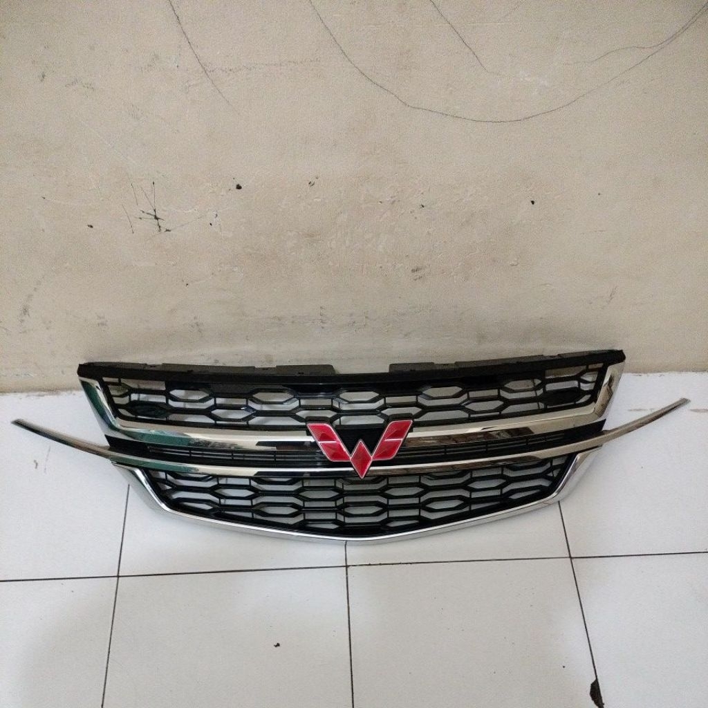 grill depan Wuling Cortez original